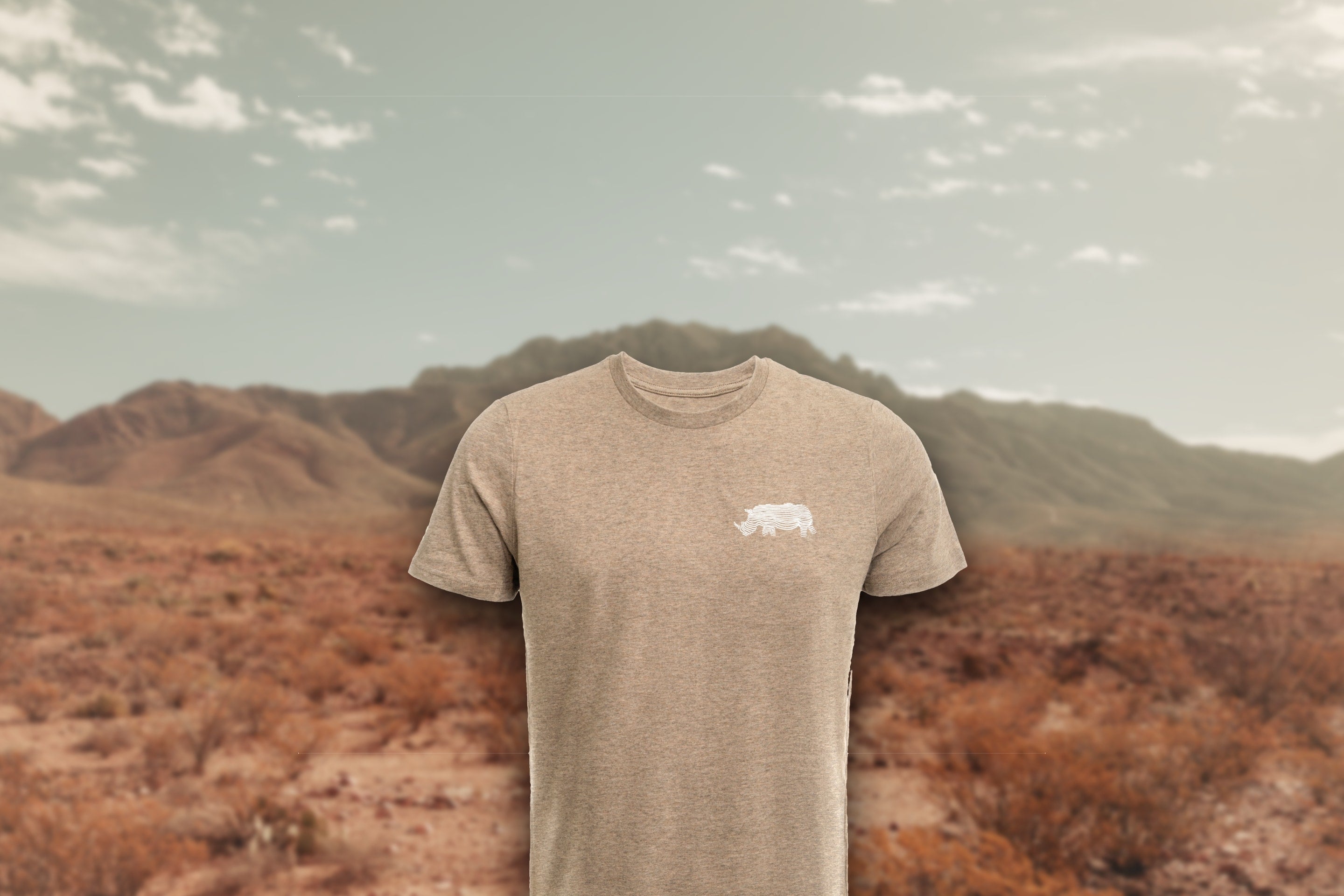 Rhinoceros Rhino Cameo Sustainable Quality T-shirt